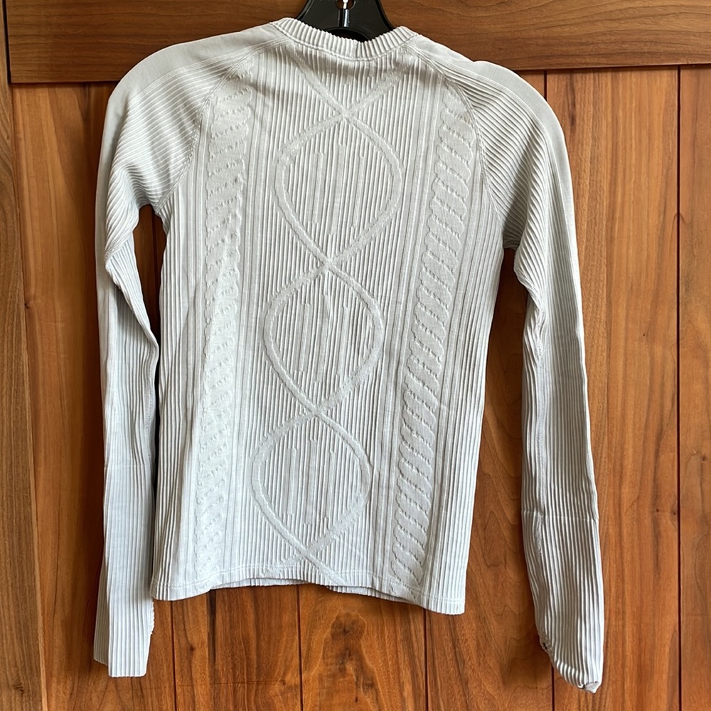 Lululemon Restless Pullover - Picture 2 of 2